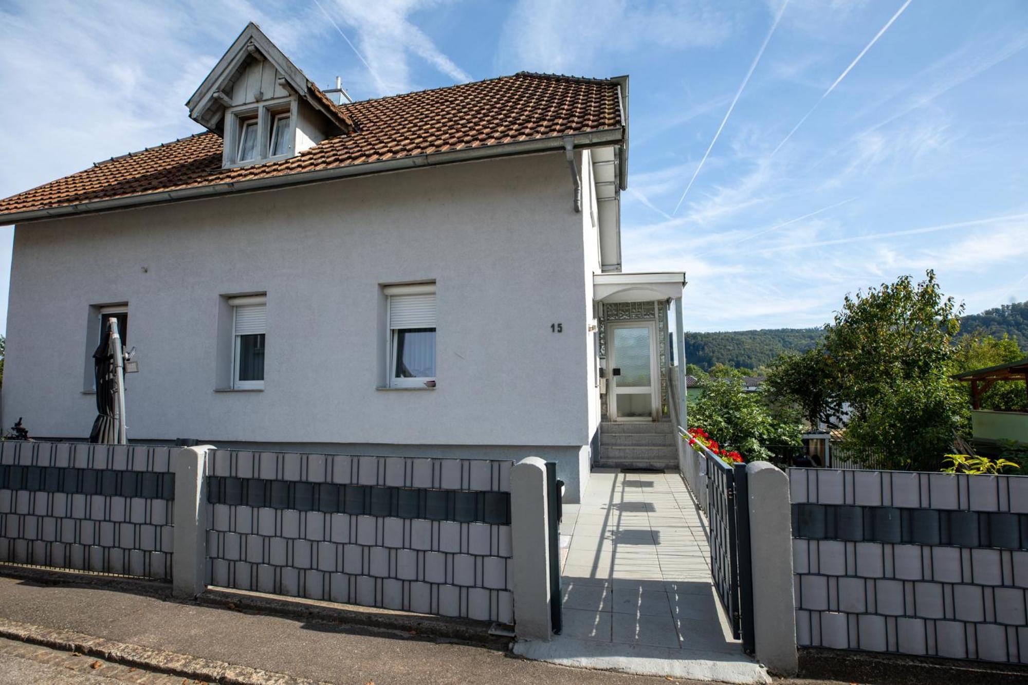 Hochrhein Ferienwohnung 阿尔布鲁克 外观 照片